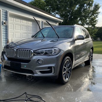 Peake BMW - Car Dealers Near Me - Kenner, Louisiana