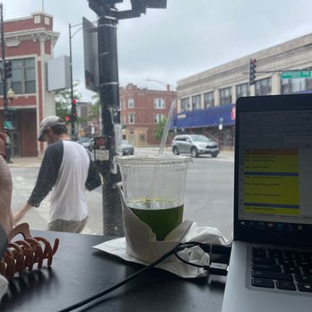 Sipping Turtle Cafe - Comfy high top seats with proper feet placing so you don't get tired! - Cafes Near Me - Chicago, Illinois