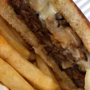 El Rodeo - Patty melt and fries - Seafood Near Me - Chiloquin, Oregon