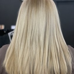 Simple Indulgence Salon - Platinum blonde