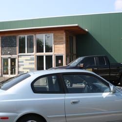 EcoBuilding Bargains - The vestibule of EcoBuilding Bargains.