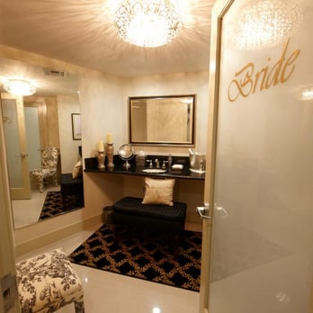 Coronado Beach Weddings - Bride's Room - Wedding Planning Near Me - Coronado, California Coronado Beach Weddings - Bride's Room - Wedding Planning Near Me - Coronado, California