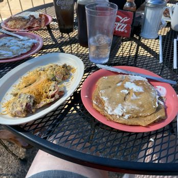 Cari's - Everything omelet - Breakfast & Brunch Near Me - Granbury, Texas