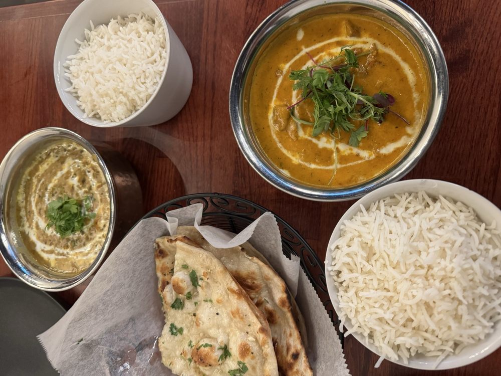 Raahi Art Of India Logo