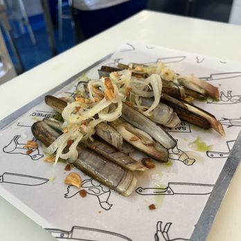 Sala de Despiece 2 - Razor clams with fennel salad - Seafood Near Me - Madrid, M
