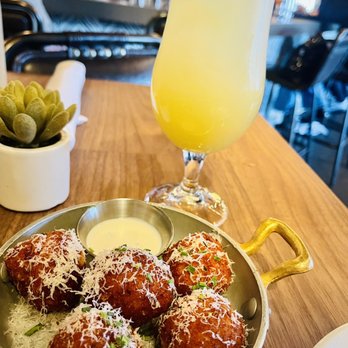 Eureka! - Mac & Cheese Balls Housemade Ginger Lime Soda - American Near Me - Fresno, California