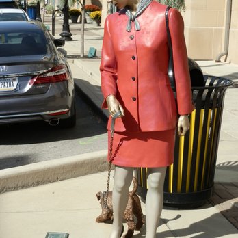 Carmel Arts and Design District - Ambassador of the Streets by Johnson Jr 1993 at 110 West Main Street - Art Galleries Near Me - Carmel, Indiana