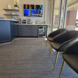 Noblesville Smile Center - Reception area with refreshments
