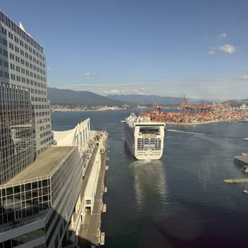 Fairmont Waterfront - Window view - Hotels Near Me - Vancouver, British Columbia Fairmont Waterfront - Window view - Hotels Near Me - Vancouver, British Columbia
