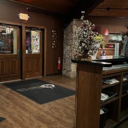 Phoenix Bar & Grill - Main entrance