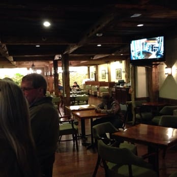 Best Western Plus - Great little pub, friendly service - Hotels Near Me - Waterville, Maine