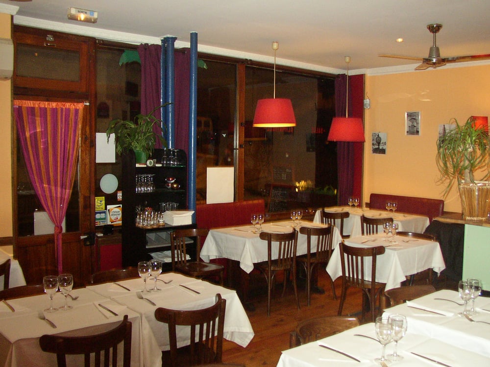 DEMAIN C’EST LOIN.. 23 Photos & 12 Reviews 9 rue Julien Lacroix, Paris, France French
