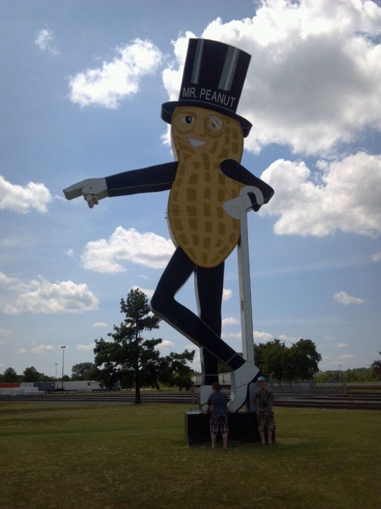 MR PEANUT SIGN Updated July 2024 4020 Planters Rd, Fort Smith