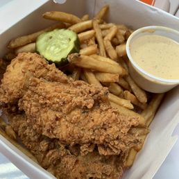 Tendie Trio with Rob sauce Tendie Trio with Rob sauce