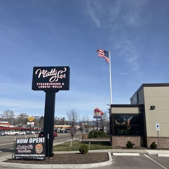 Matty G's Steakburgers - Sorry I didn't photograph my meal. I should have but didn't think of it at the time. - Burgers Near Me - Boise, Idaho Matty G's Steakburgers - Sorry I didn't photograph my meal. I should have but didn't think of it at the time. - Burgers Near Me - Boise, Idaho