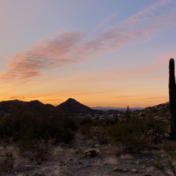 Desert Foothills Trailhead - Hiking Near Me