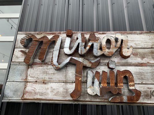 Mirror Twin Brewing by null