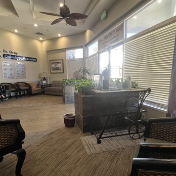 Dr. Gray Orthodontic Specialists - Entrance of facility - Orthodontists Near Me - Upland, California Dr. Gray Orthodontic Specialists - Entrance of facility - Orthodontists Near Me - Upland, California