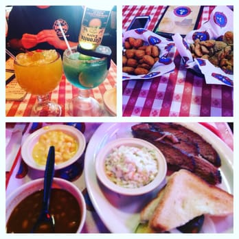 Riscky's BBQ - Brisket platter, fried corn and fried pickles - Barbeque Near Me - Fort Worth, Texas Riscky's BBQ - Brisket platter, fried corn and fried pickles - Barbeque Near Me - Fort Worth, Texas