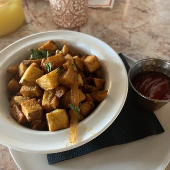 Kabana Rooftop - Brunch (house fries) - Lounges Near Me - Richmond, Virginia