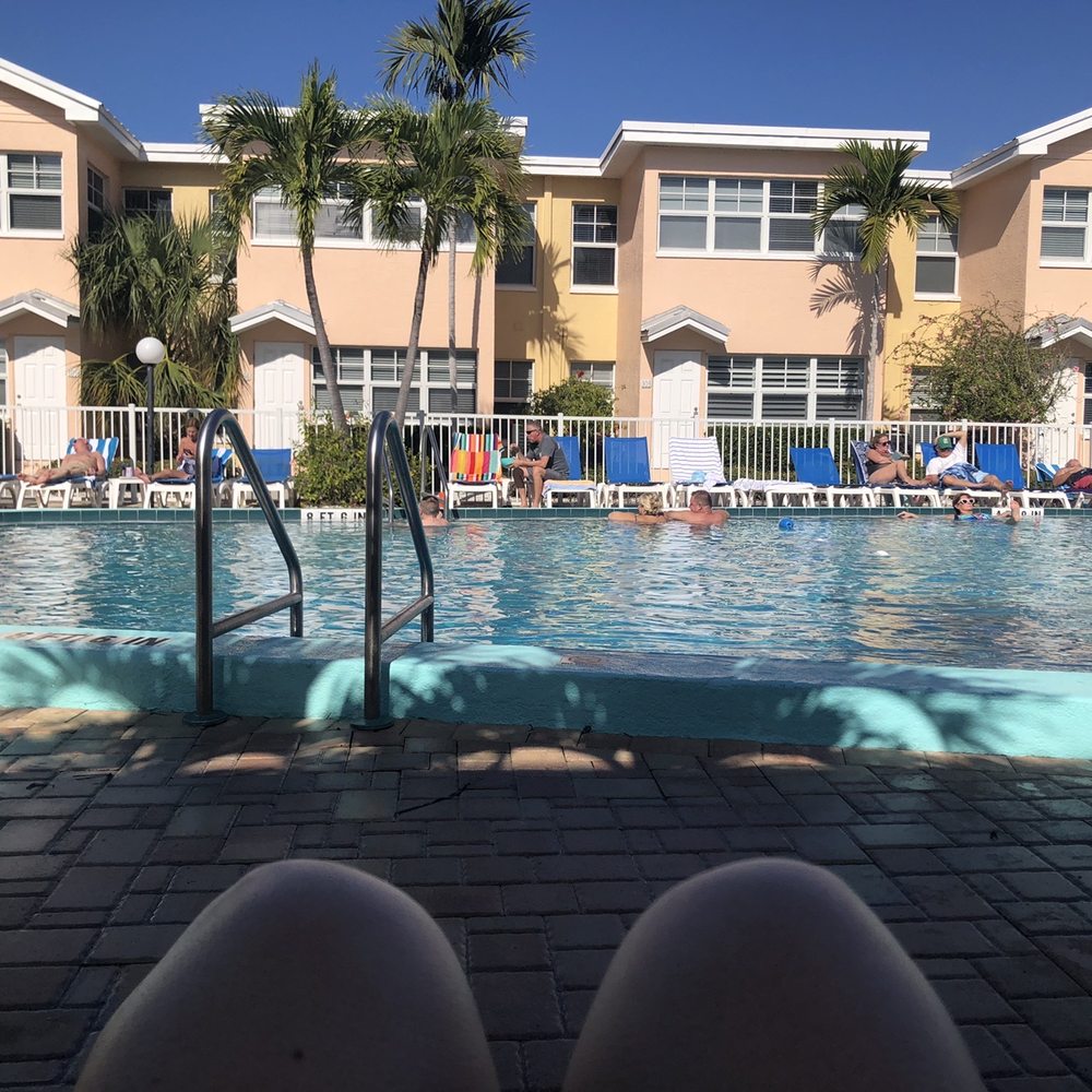 Barefoot Beach Vacation - Pool area - Vacation Rentals Near Me - Indian Shores, Florida