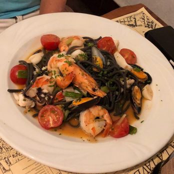 Pizzeria La Taverna - Spaghetti Neri Mare von der Tageskarte - Pizza Near Me - Osnabrück, NI Pizzeria La Taverna - Spaghetti Neri Mare von der Tageskarte - Pizza Near Me - Osnabrück, NI