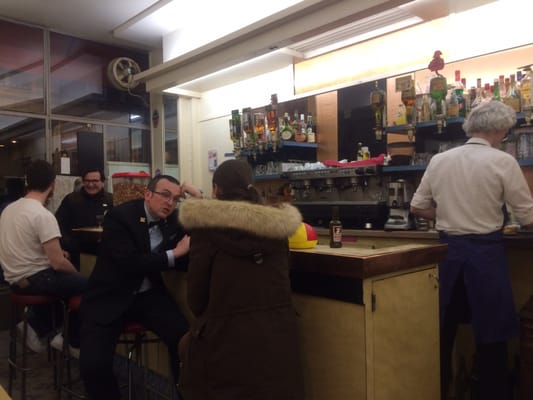 Au Petit Bar by null