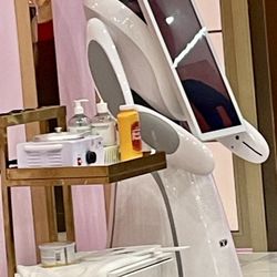Golden Nail Salon