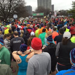 Rudolph Ramble - Looking forward from the 10 minute pace marker, 2015 race.