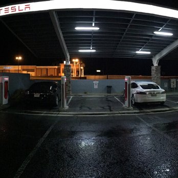Tesla Supercharger - This a VERY nice SC, appreciate the awning in the rain! - EV Charging Stations Near Me - Barstow, California Tesla Supercharger - This a VERY nice SC, appreciate the awning in the rain! - EV Charging Stations Near Me - Barstow, California