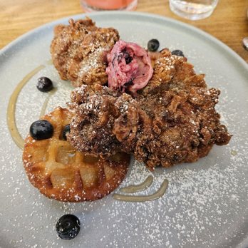 The Monroe - Brunch: Chicken and waffles - New American Near Me - Orlando, Florida The Monroe - Brunch: Chicken and waffles - New American Near Me - Orlando, Florida