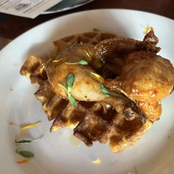 Pucquio - Chicken and Waffle - Peruvian Near Me - Oakland, California