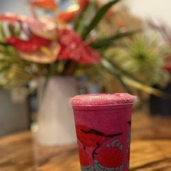 Sweet Cane Cafe - Dragon fruit, strawberry and mango smoothie