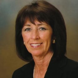Christine Holmes