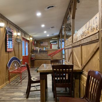 Mesquite Canyon Steakhouse - Area we sat inside. Actually has many seating areas. - American Near Me - Shamrock, Texas Mesquite Canyon Steakhouse - Area we sat inside. Actually has many seating areas. - American Near Me - Shamrock, Texas