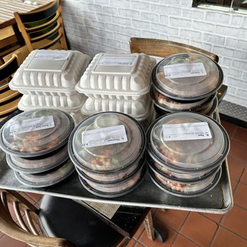 Mr Pizza Man - a tray of food - Pizza Near Me - San Mateo, California Mr Pizza Man - a tray of food - Pizza Near Me - San Mateo, California