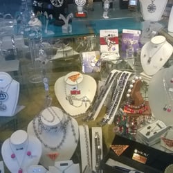 Macia y Cia Relojeria-Joyeria-Regalos