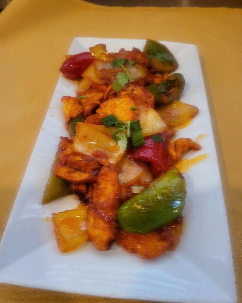 Everest Restaurant - Photo 3