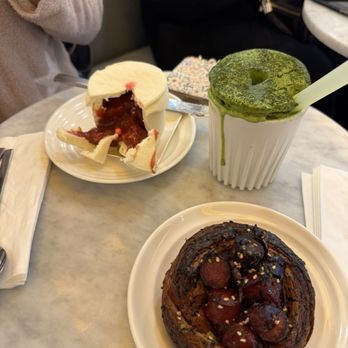 Papa d’Amour - Strawberry Jam Jar, Matcha Soufflé, Kurobuta Hot Dog Spiral | IG & TikTok @territheplatypus.eatz - Bakeries Near Me - New York, New York Papa d’Amour - Strawberry Jam Jar, Matcha Soufflé, Kurobuta Hot Dog Spiral | IG & TikTok @territheplatypus.eatz - Bakeries Near Me - New York, New York