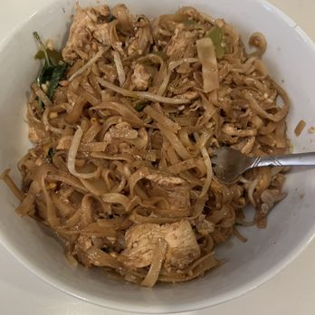 Arawan Thai Cuisine - Drunkards pad Thai - Thai Near Me - Vancouver, Washington