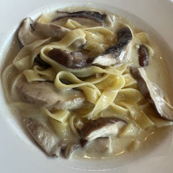Park Side Restaurant - Italian Near Me - Corona, New York