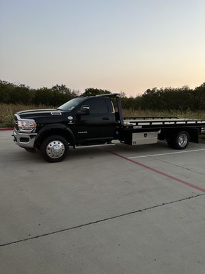 All Brand New Equipment - We have all new equipment to tow YOUR vehicle. Call us today for all your towing needs! All Brand New Equipment - We have all new equipment to tow YOUR vehicle. Call us today for all your towing needs!