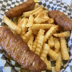 Headwaters Pub - Fish and chips
