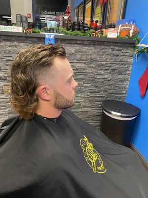 Lady Jane's Haircuts for Men