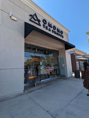 OMOMO TEA SHOPPE by null