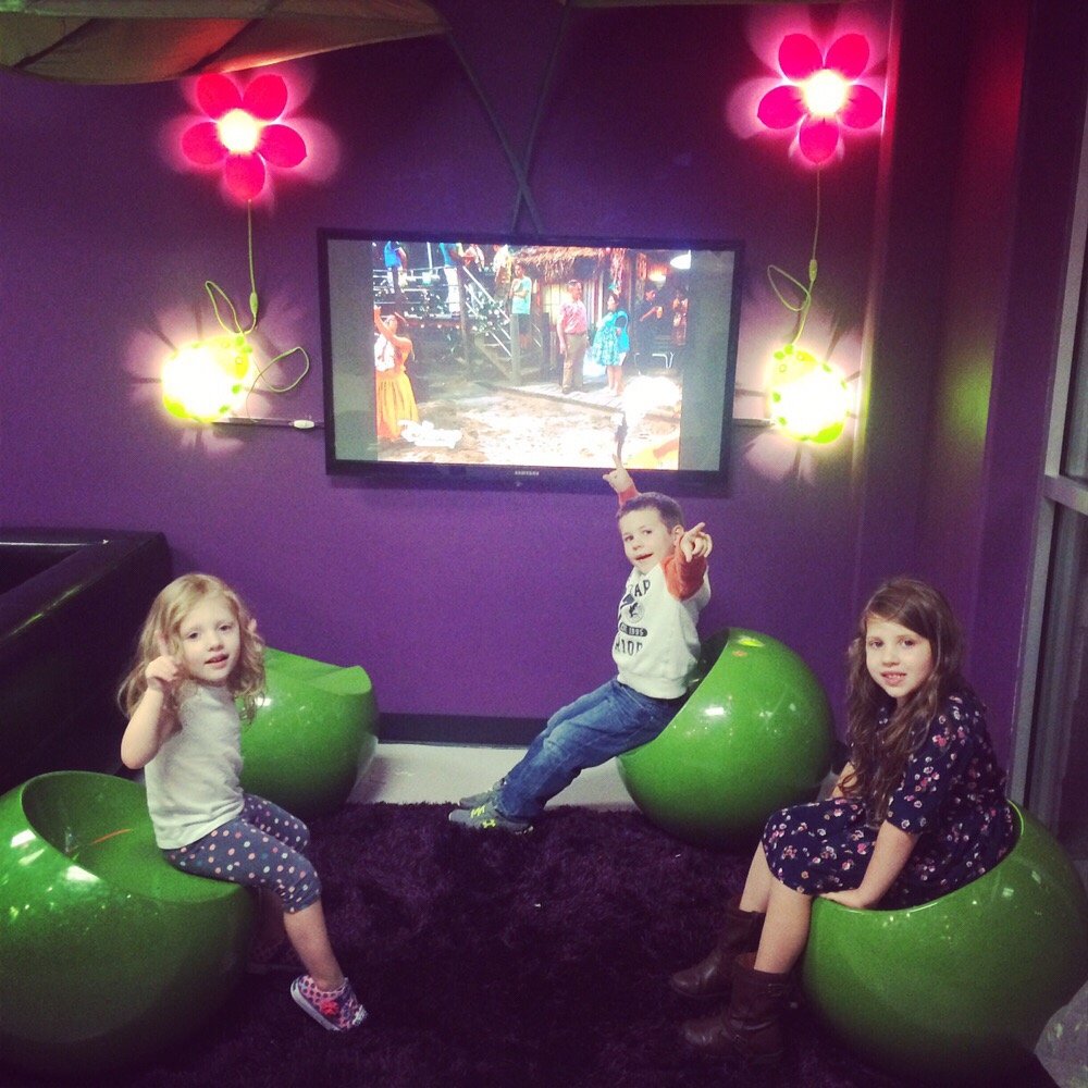 Yo Yo Berri - Reeder Elementary had a school night at YoYo Berri - Ice Cream & Frozen Yogurt Near Me - Omaha, Nebraska Yo Yo Berri - Reeder Elementary had a school night at YoYo Berri - Ice Cream & Frozen Yogurt Near Me - Omaha, Nebraska