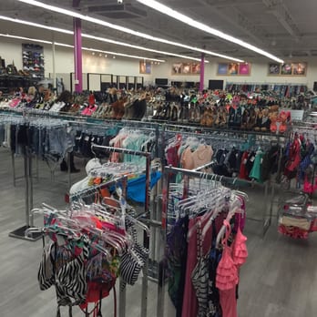 Plato's Closet - Men's Clothing Near Me - Warwick, Rhode Island