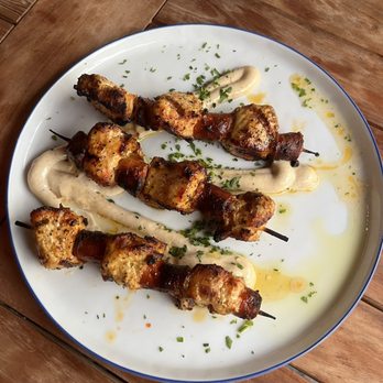 La Bodega - Pincho de Pollo y Chorizo - Tapas Bars Near Me - Kansas City, Missouri
