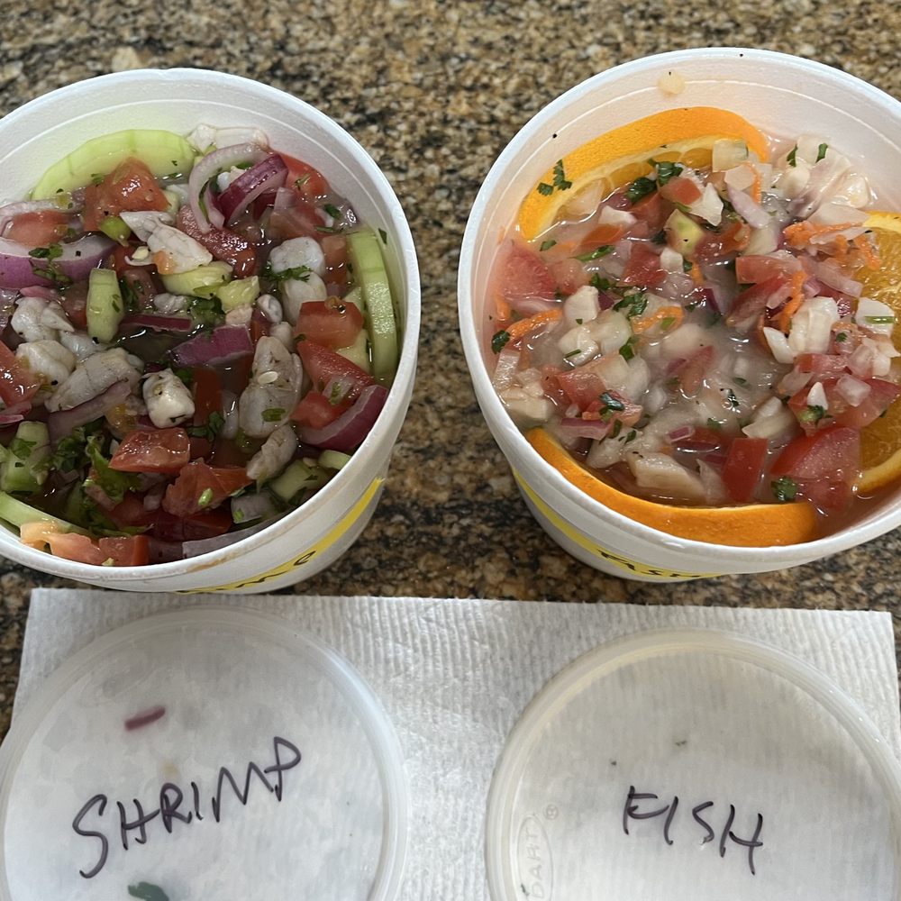 shrimp/camarones & fish/pescado. YUM! shrimp/camarones & fish/pescado. YUM!