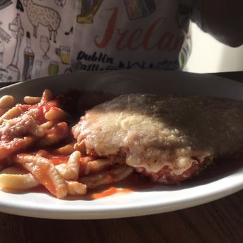 LeoGreta - Chicken parmigiana - Italian Near Me - Carnegie, Pennsylvania LeoGreta - Chicken parmigiana - Italian Near Me - Carnegie, Pennsylvania